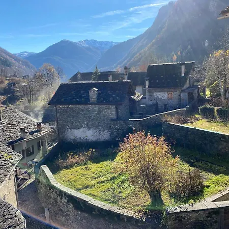 Апартаменты Jack's Nest Кампертоньо